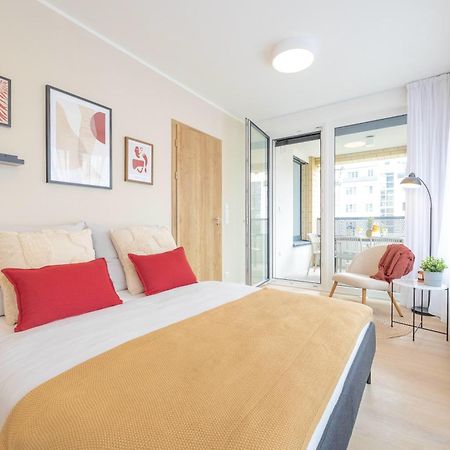 Bright 2Br - 4Th Floor, Balcony, Free Parking By Gravity Prague Apartment Exterior foto
