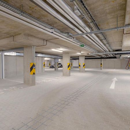 Bright 2Br - 4Th Floor, Balcony, Free Parking By Gravity Prague Apartment Exterior foto