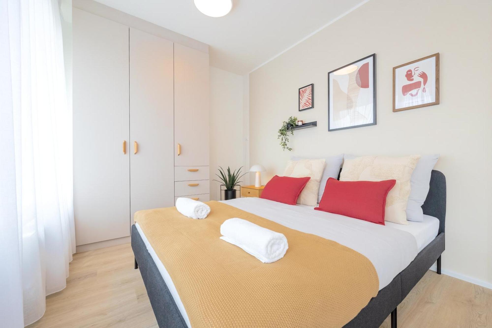 Bright 2Br - 4Th Floor, Balcony, Free Parking By Gravity Prague Apartment Exterior foto