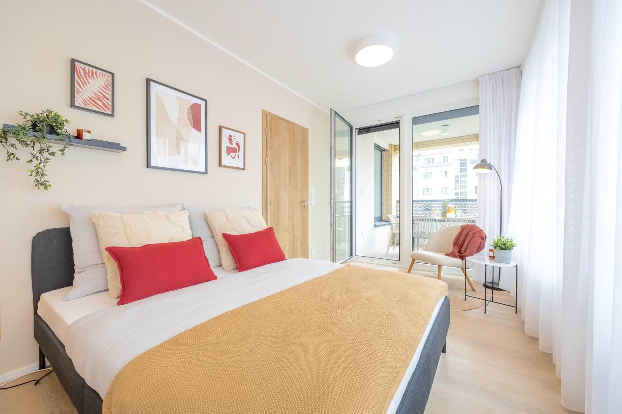 Bright 2Br - 4Th Floor, Balcony, Free Parking By Gravity Prague Apartment Exterior foto