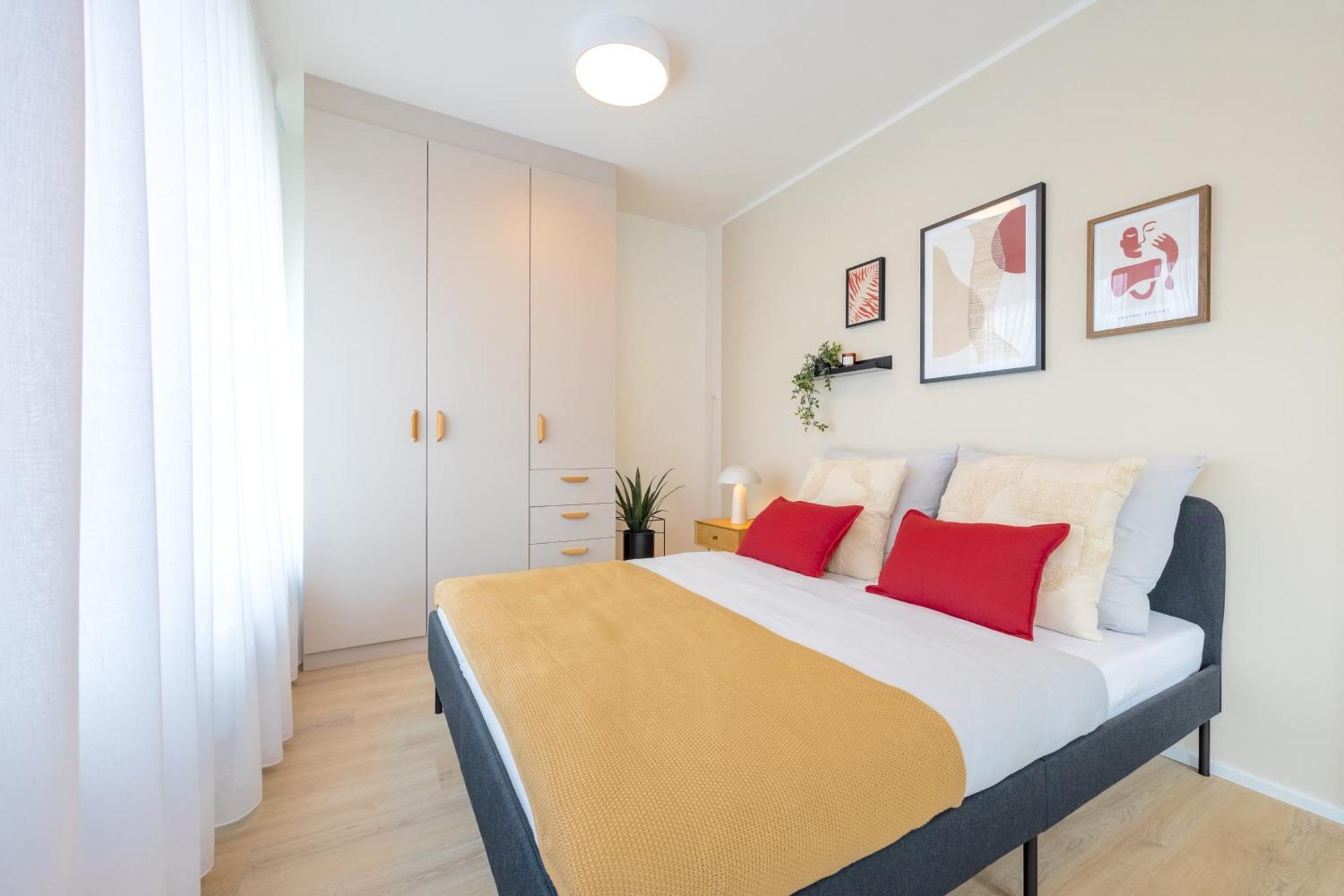 Bright 2Br - 4Th Floor, Balcony, Free Parking By Gravity Prague Apartment Exterior foto