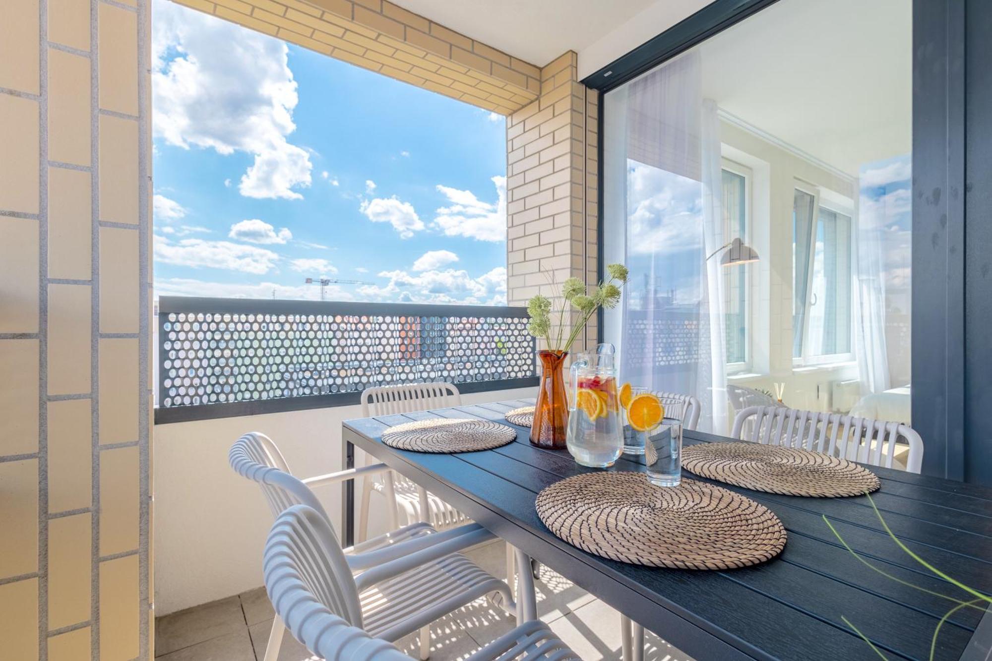Bright 2Br - 4Th Floor, Balcony, Free Parking By Gravity Prague Apartment Exterior foto